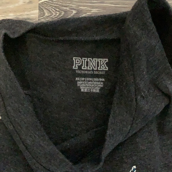 Vs pink tank - Picture 2 of 2